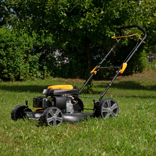 Газонокосилка бензиновая GLD-560, 196 см3, ширина 56 см Denzel в Новосибирске
