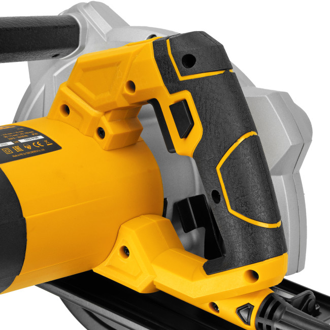 Пила циркулярная CS-210, 1800 Вт, 210 мм Denzel в Новосибирске