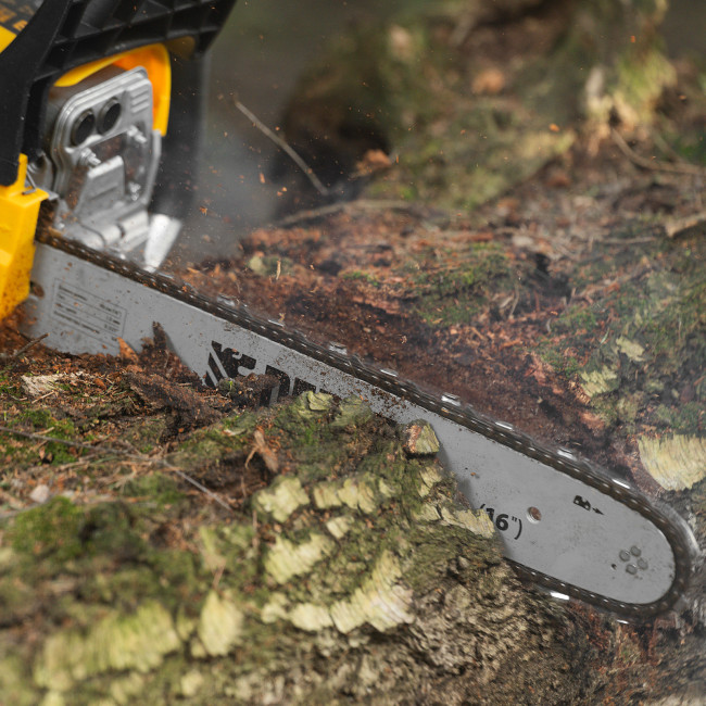 Пила цепная бензиновая DS-4516, шина 40 см, 45 см3, 2,5 л.с, шаг 0,325, паз 1,5 мм, 64 звена Denzel в Новосибирске