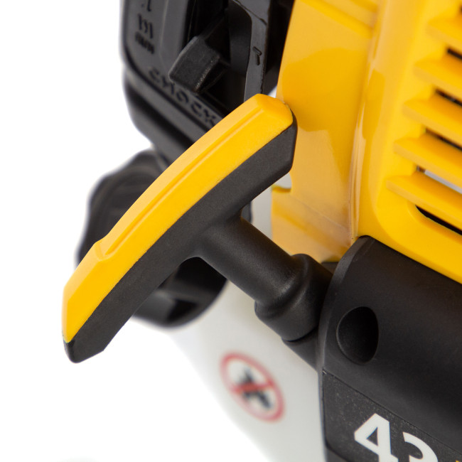 Триммер бензиновый DT 43, 43 см3, 2.5 л. с, неразъемная штанга, состоит из 2 частей Denzel в Новосибирске