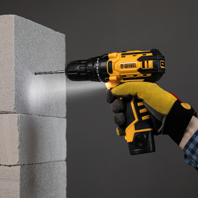 Дрель-шуруповерт аккумуляторная CDL-12CB, Li-Ion, 12 В, 1 акк. Denzel в Новосибирске