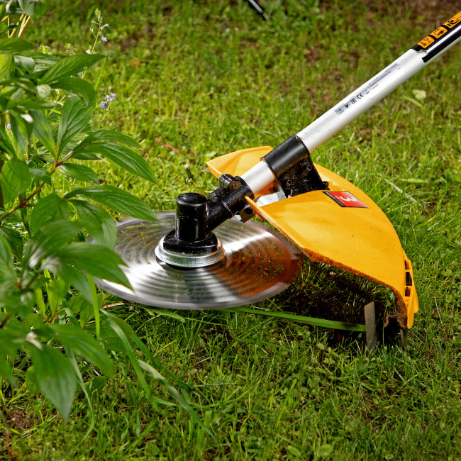 Триммер бензиновый DT 43S, 43 см3, 2.5 л. с, разъемная штанга, состоит из 2 частей Denzel в Новосибирске