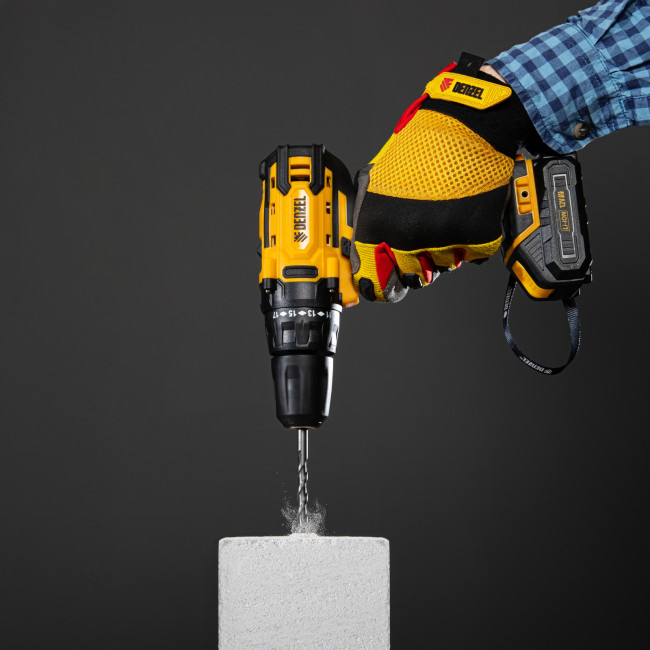 Дрель-шуруповерт аккумуляторная CDL-12-01CB, Li-Ion, 12 В, 1 акк. Denzel в Новосибирске