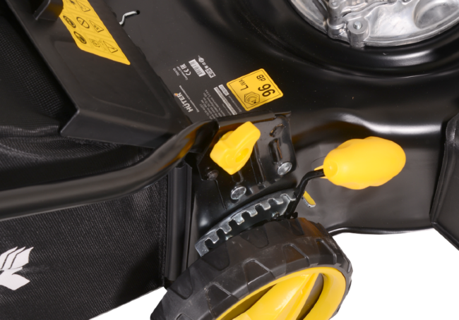 Бензиновая газонокосилка HUTER GLM-460ST в Новосибирске