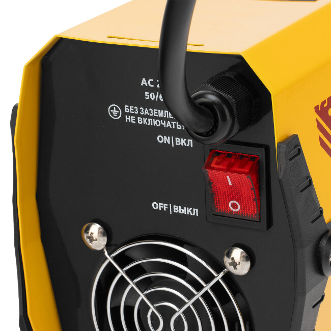 Аппарат инверторный дуговой сварки DS-200 Compact, 200 А, ПВ 70%, диаметр электрода 1.6-5 мм Denzel в Новосибирске