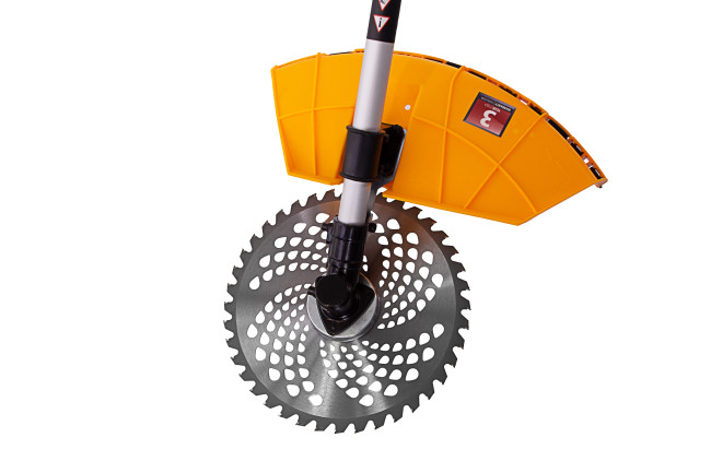 Триммер бензиновый DGT 250, 25 см3, 1.3 л. с, неразъемная штанга, состоит из 2 частей Denzel в Новосибирске