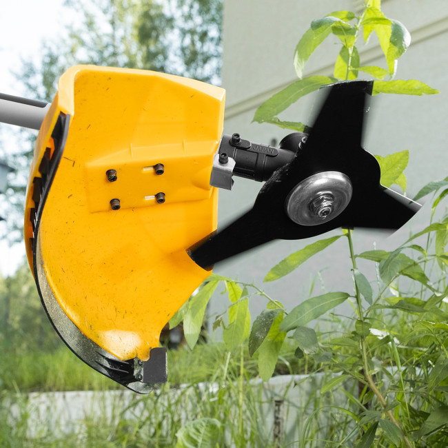 Триммер бензиновый DGT 330S, 33 см3, 1.8 л. с, разъемная штанга, состоит из 2 частей Denzel в Новосибирске