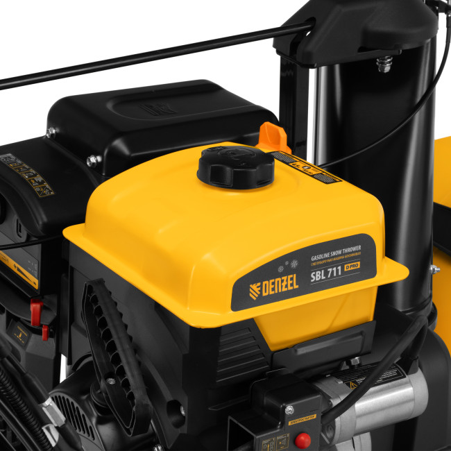 Бензиновая снегоуборочная машина SBL 711D PRO, 302cc, эл.старт, фара, обогрев, блок. дифф. Denzel в Новосибирске