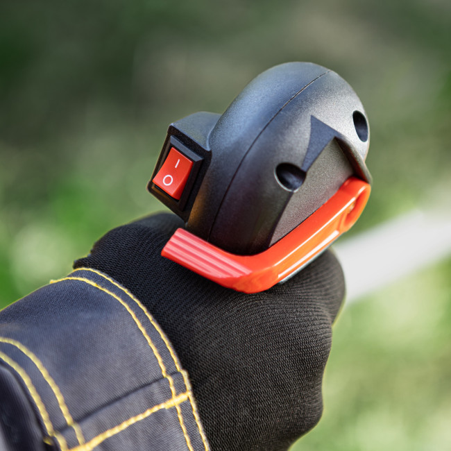 Триммер бензиновый DGT 520, 52 см3, 3 л. с, неразъемная штанга, состоит из 2 частей Denzel в Новосибирске