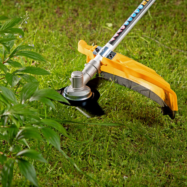 Триммер электрический TE-1400, 1400 Вт, 420 мм, катушка + диск, разборная штанга Denzel в Новосибирске