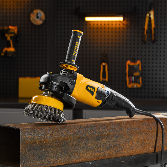 Машина шлифовальная угловая AG150-1500, 1500 Вт, 150 мм, 8500 об/мин Denzel в Новосибирске Машина шлифовальная угловая AG150-1500, 1500 Вт, 150 мм, 8500 об/мин Denzel в Новосибирске