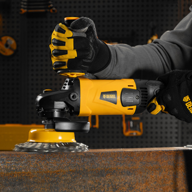 Машина шлифовальная угловая AG150-1500, 1500 Вт, 150 мм, 8500 об/мин Denzel в Новосибирске Машина шлифовальная угловая AG150-1500, 1500 Вт, 150 мм, 8500 об/мин Denzel в Новосибирске