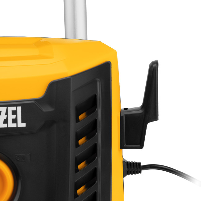 Моечная машина высокого давления R-180, 2200 Вт, 180 бар, 380 л/ч, колесная Denzel в Новосибирске