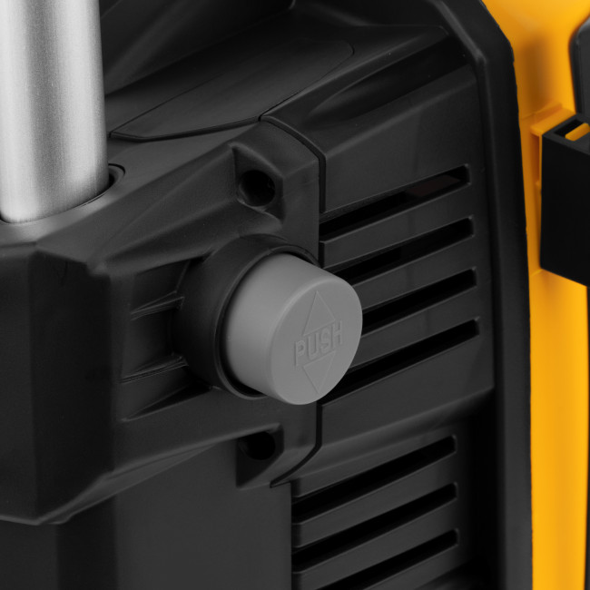 Моечная машина высокого давления R-180, 2200 Вт, 180 бар, 380 л/ч, колесная Denzel в Новосибирске