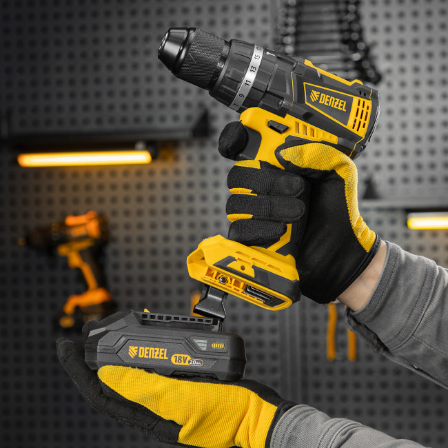 Дрель-шуруповерт аккумуляторная ударная бесщет CIDB-IB-18-02, Li-Ion, 18 В, 2 акк. Denzel в Новосибирске