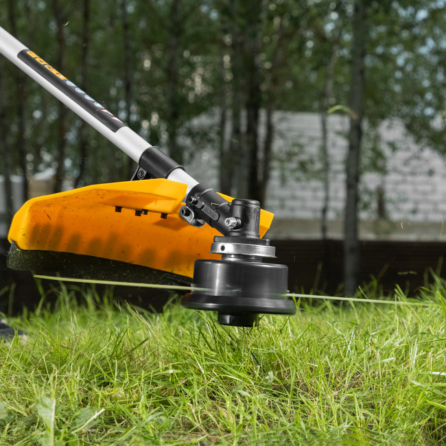 Триммер бензиновый DR-33S, 33 см3, разъемная штанга, состоит из 2 частей Denzel в Новосибирске