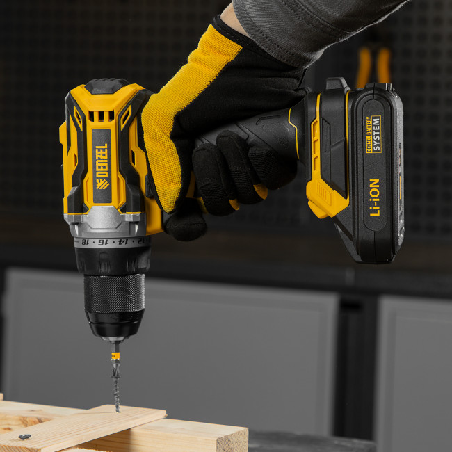 Дрель-шуруповерт аккумуляторная, бесщет. BLDL-18-02 Li-Ion, 18 В Denzel в Новосибирске