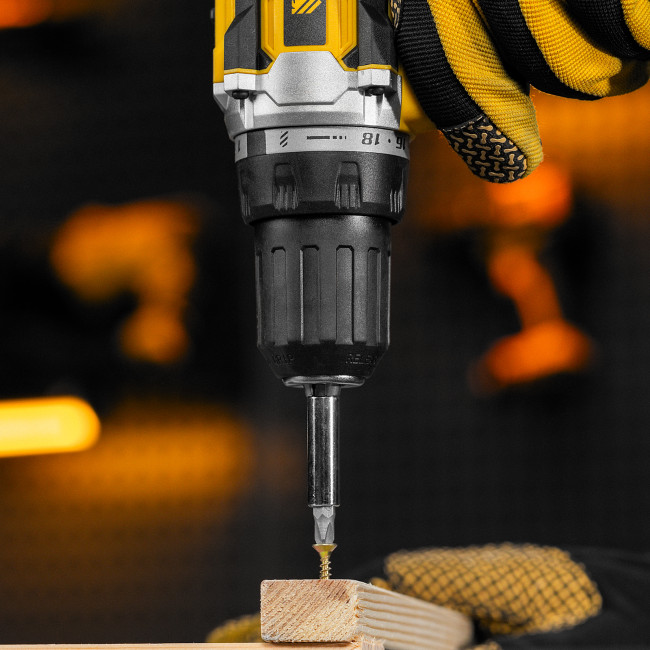 Дрель-шуруповерт аккумуляторная, бесщет. BLDL-18-0 Li-Ion, 18 В Denzel в Новосибирске