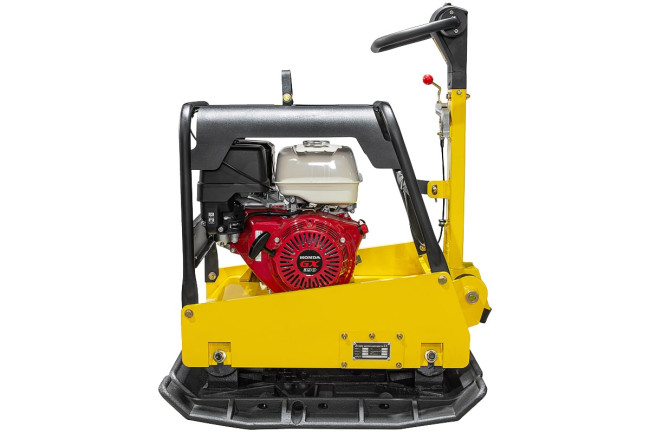 Виброплита реверсивная TSS-WP330YH (гидравлический привод) в Новосибирске Виброплита реверсивная TSS-WP330YH (гидравлический привод) в Новосибирске