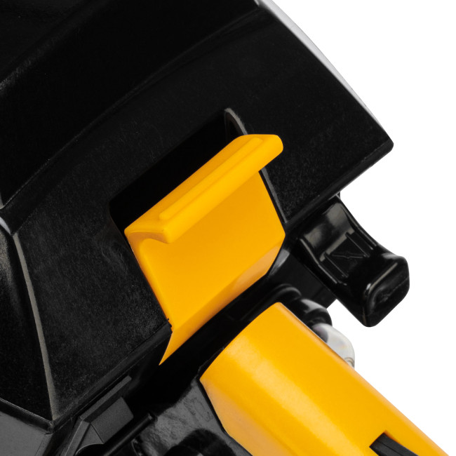 Пила цепная бензиновая DGS-4516, шина 40 см, 45 см3, 3 л.с, шаг 3/8, паз 1.3 мм, 57 звеньев Denzel в Новосибирске