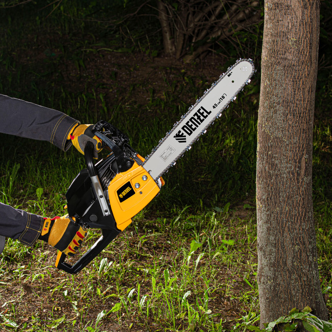 Пила цепная бензиновая DGS-5218, шина 45 см, 52 см3, 3.5 л.с, шаг 0.325, паз 1.5 мм, 72 звена Denzel в Новосибирске
