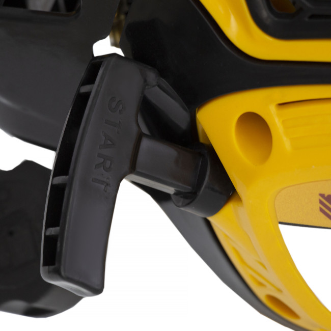 Триммер бензиновый DTL-43S, 43 см3, разъемная штанга, состоит из 2 частей Denzel в Новосибирске